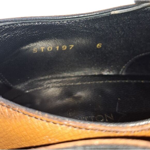 Louis Vuitton Mens Leather Loafers Authentic in EUC main image 8